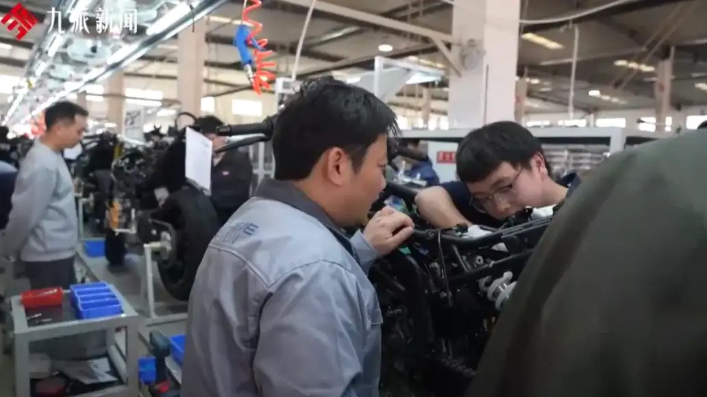 县城修车工,用20年成为世界冠军